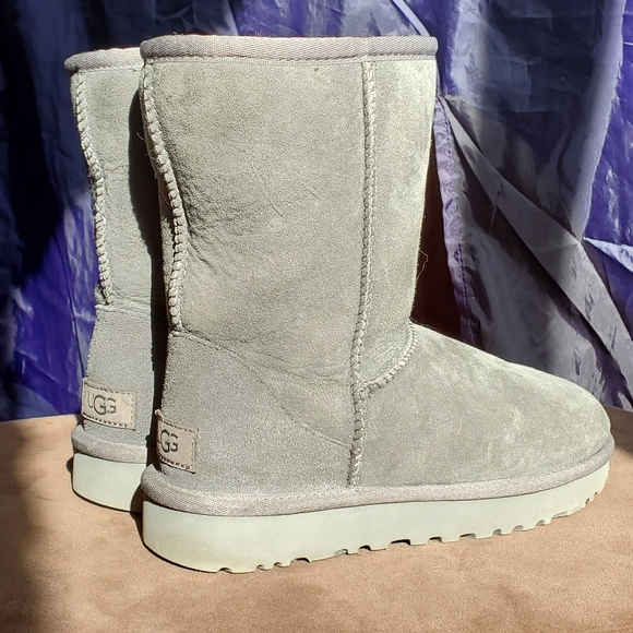 Shoes - Ugg Classic Gray Boots